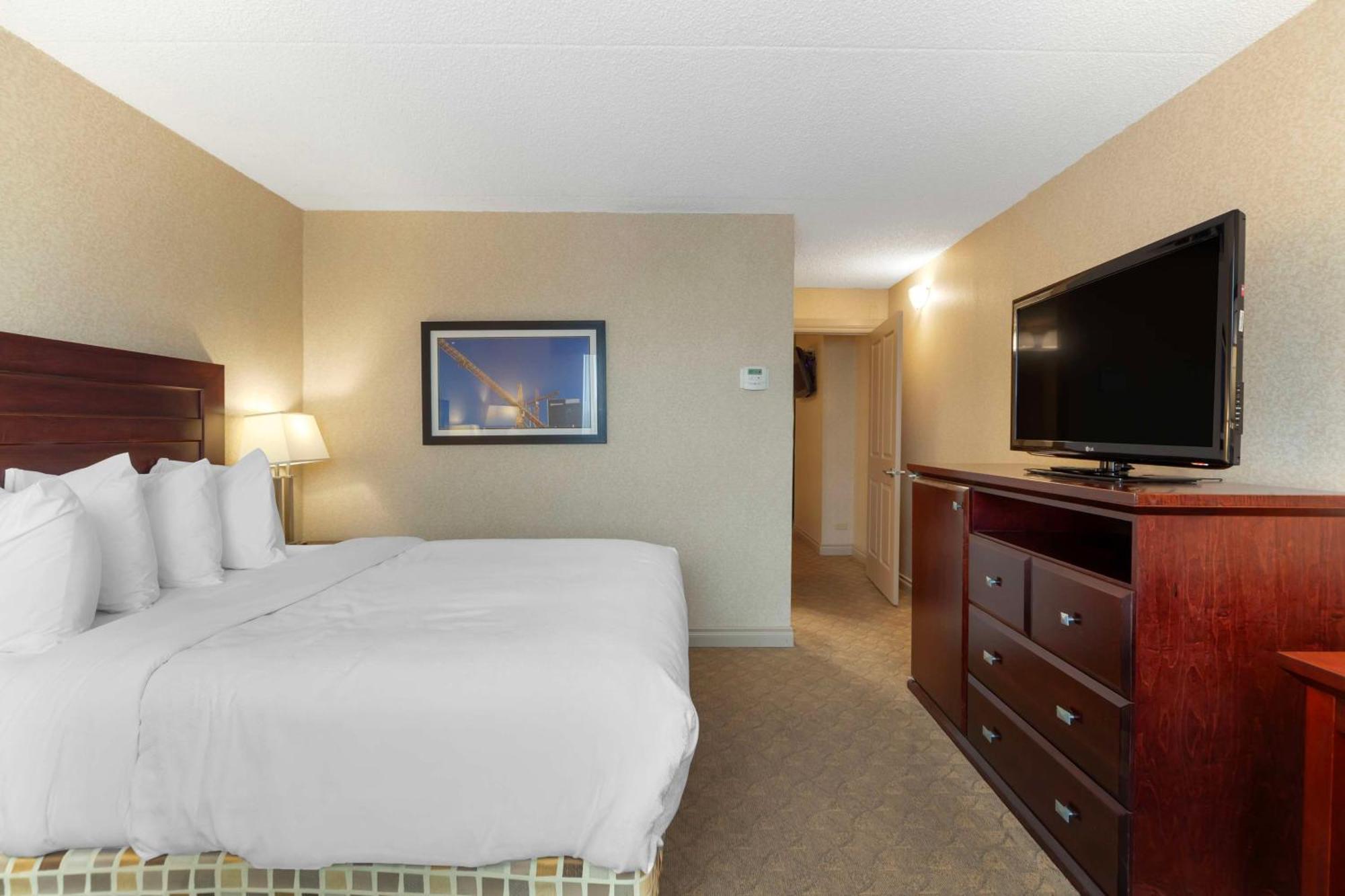 Best Western Plus City Centre Inn Edmonton Exterior foto