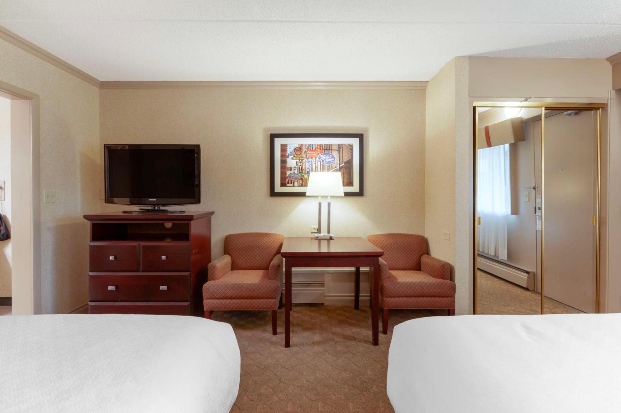 Best Western Plus City Centre Inn Edmonton Exterior foto